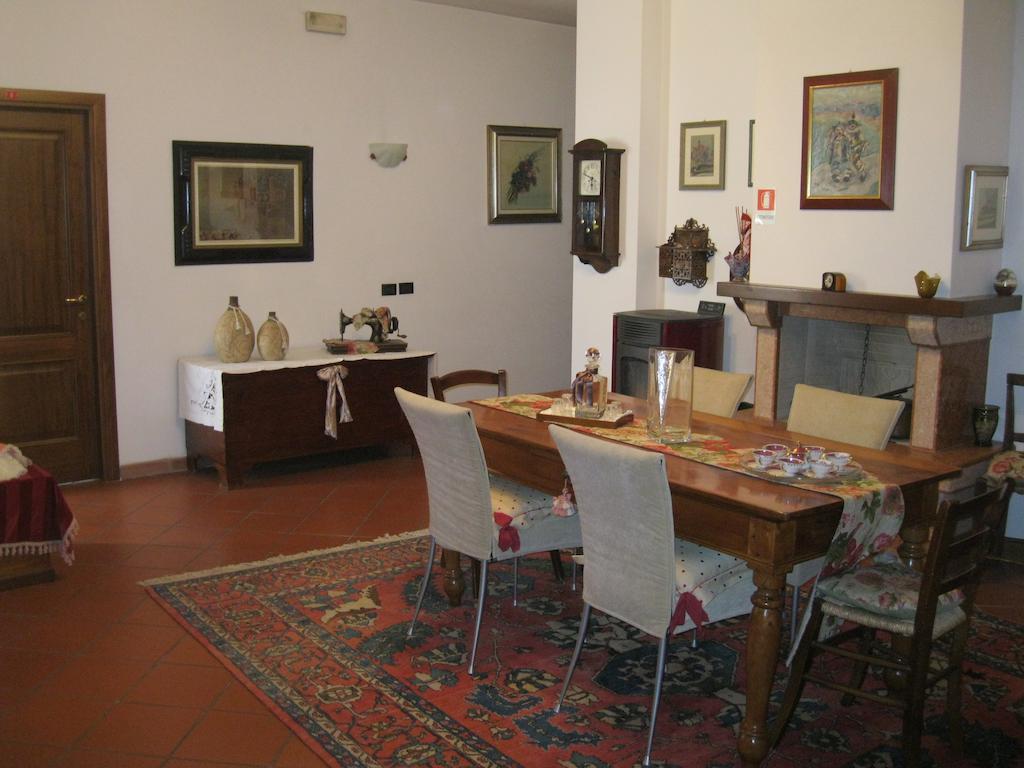 Trattoria Milani Ξενοδοχείο Lonato Εξωτερικό φωτογραφία