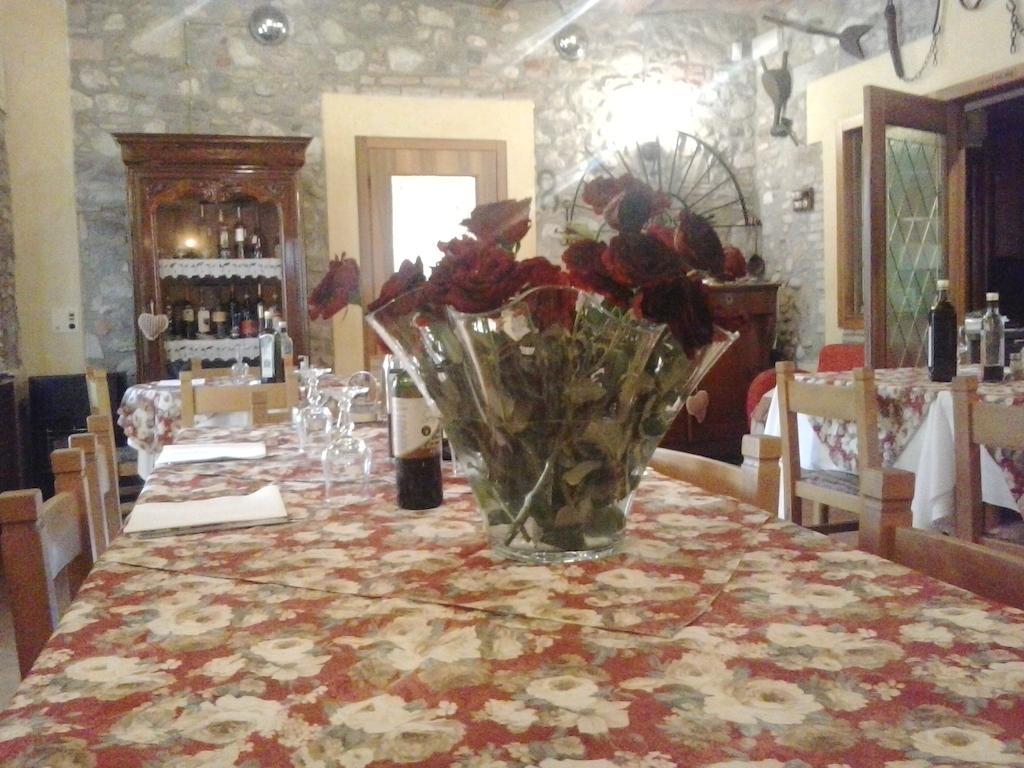 Trattoria Milani Ξενοδοχείο Lonato Εξωτερικό φωτογραφία